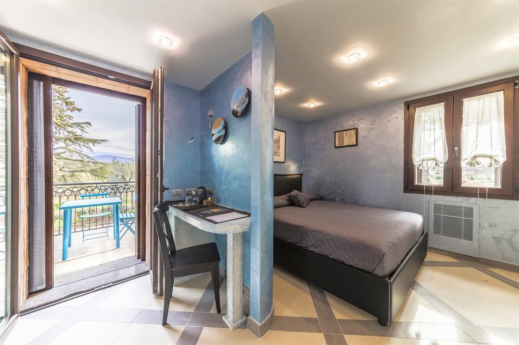 Traldi Resort Vetralla Luaran gambar