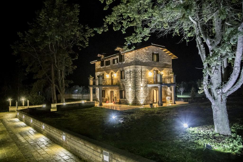 Traldi Resort Vetralla Luaran gambar